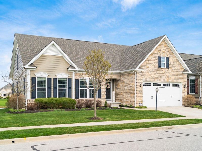 6988 Waters Edge Drive , Unit 6, Dublin, OH 43016 Photo 3