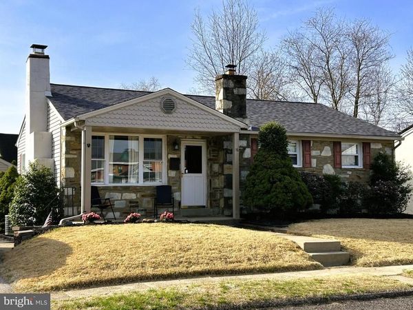 16 LANCI ROAD, MAPLE SHADE, NJ 08052