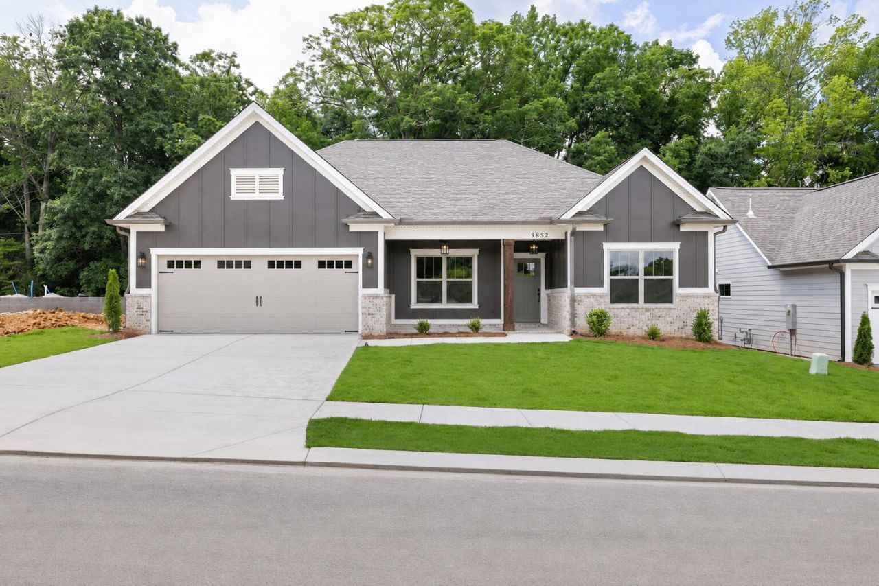 9852 Mayfly Road, Ooltewah, TN 37363 Main Photo