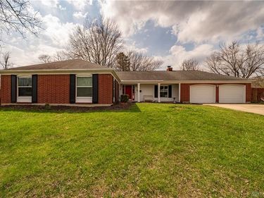 6925 Park Vista Road, Englewood, OH 45322