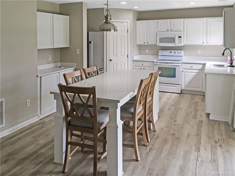 5515 Abby Loop Way, Dayton, OH 45414 Photo 3