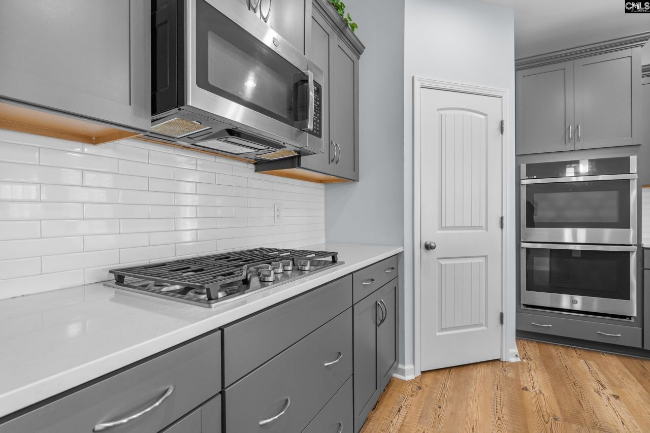 652 Frow Drive Photo 10