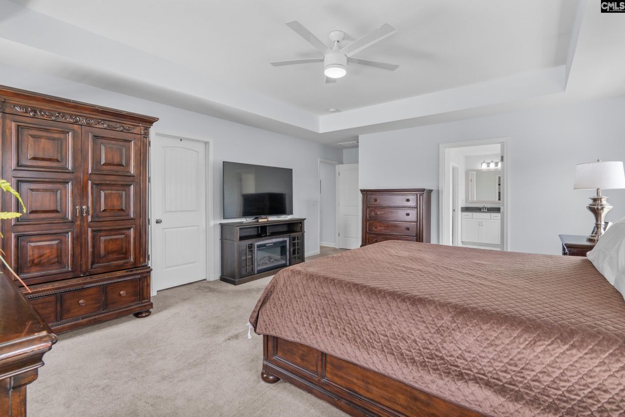 652 Frow Drive Photo 18