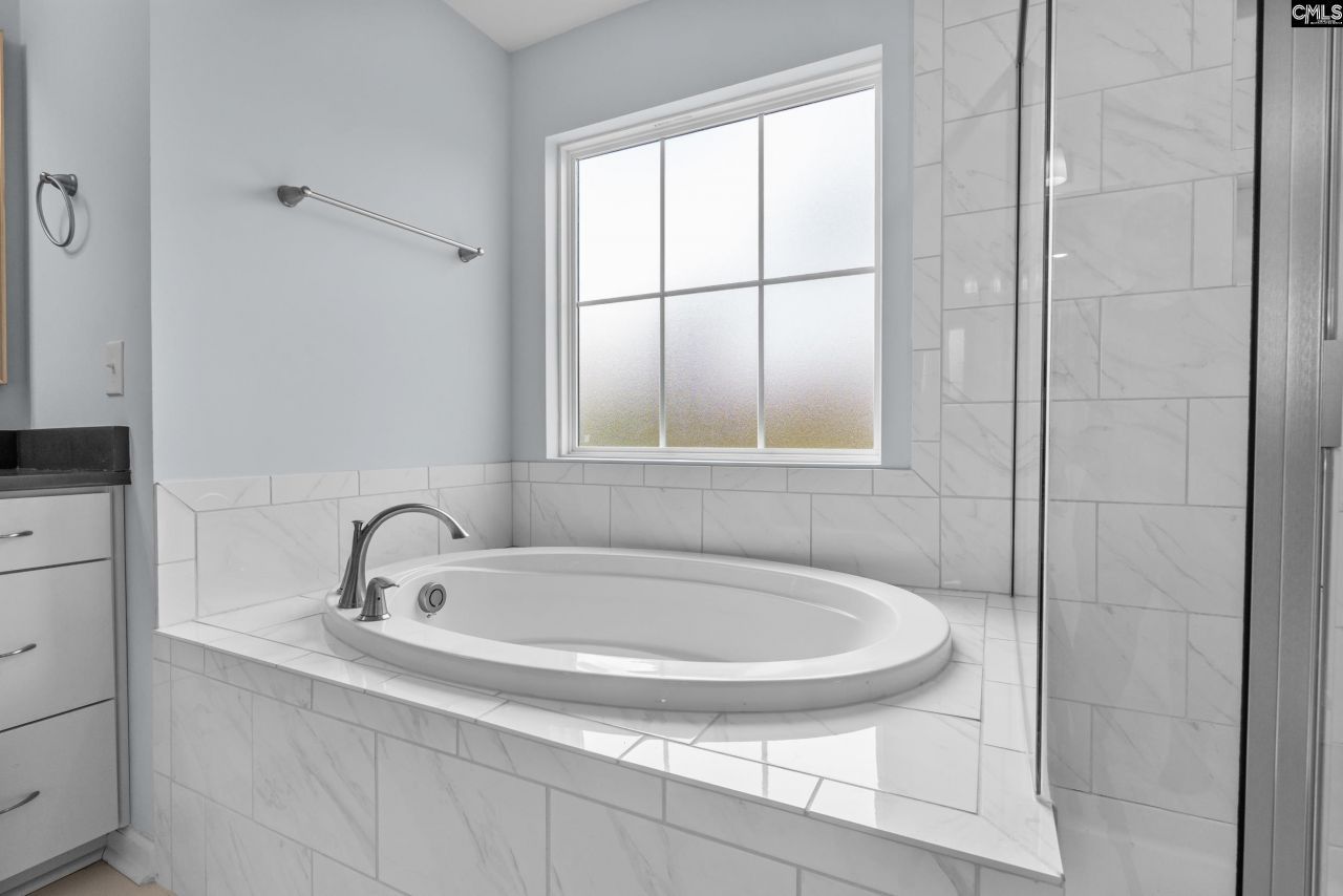 652 Frow Drive Photo 22