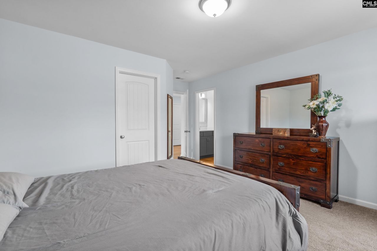 652 Frow Drive Photo 28