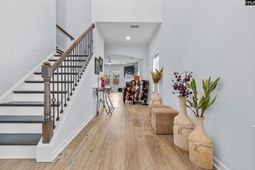 652 Frow Drive photo 4