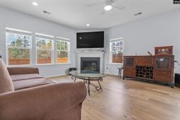 652 Frow Drive photo 4