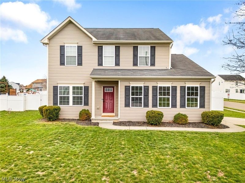 8111 Middlebranch Avenue NE, OH 44652 Photo 2