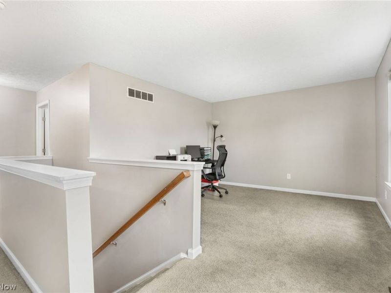 8111 Middlebranch Avenue NE, OH 44652 Photo 22