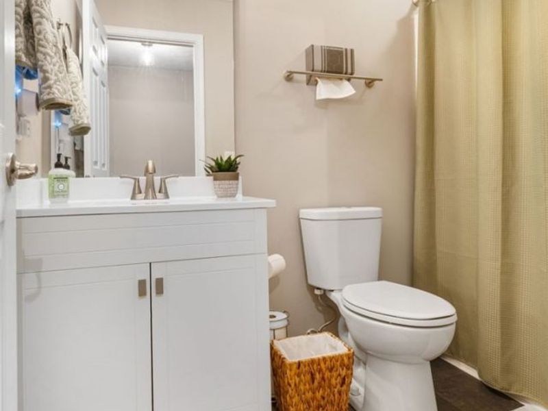 8111 Middlebranch Avenue NE, OH 44652 Photo 25