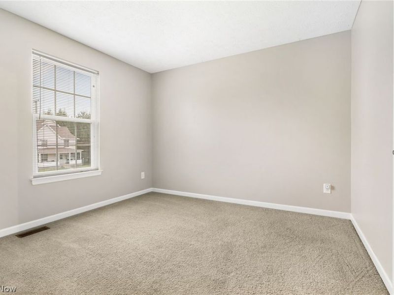 8111 Middlebranch Avenue NE, OH 44652 Photo 26