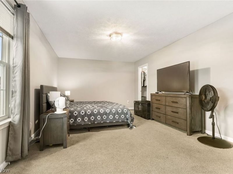 8111 Middlebranch Avenue NE, OH 44652 Photo 29