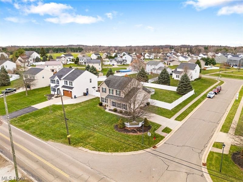 8111 Middlebranch Avenue NE, OH 44652 Photo 4