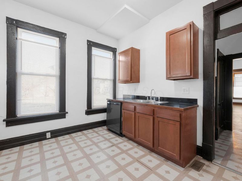 529-531 Kelton Avenue, Columbus, OH 43205 Photo 8