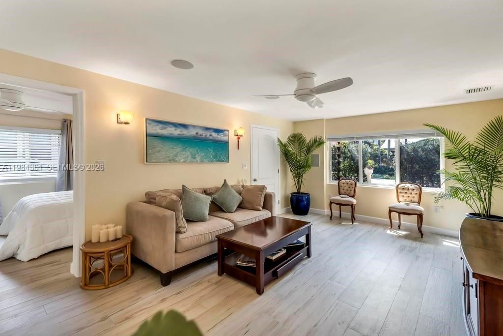 222 SW 7th St, Dania Beach, FL 33004 Photo