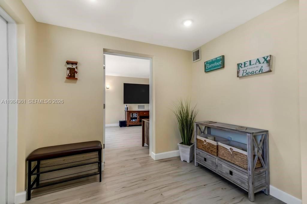 222 SW 7th St, Dania Beach, FL 33004 Photo