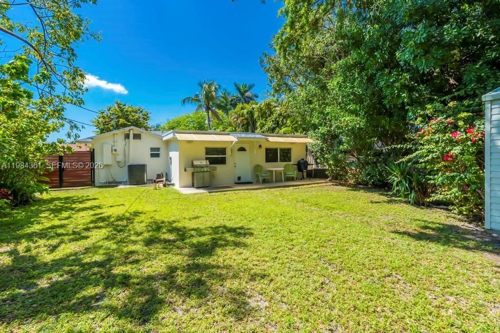 222 SW 7th St, Dania Beach, FL 33004 Photo