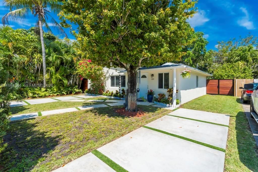 222 SW 7th St, Dania Beach, FL 33004 Photo