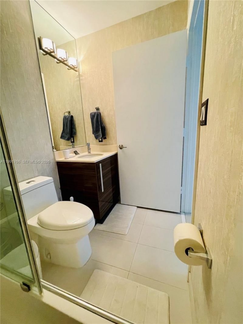 2020 N Bayshore Dr, Unit 3009, Miami, FL 33137 Photo