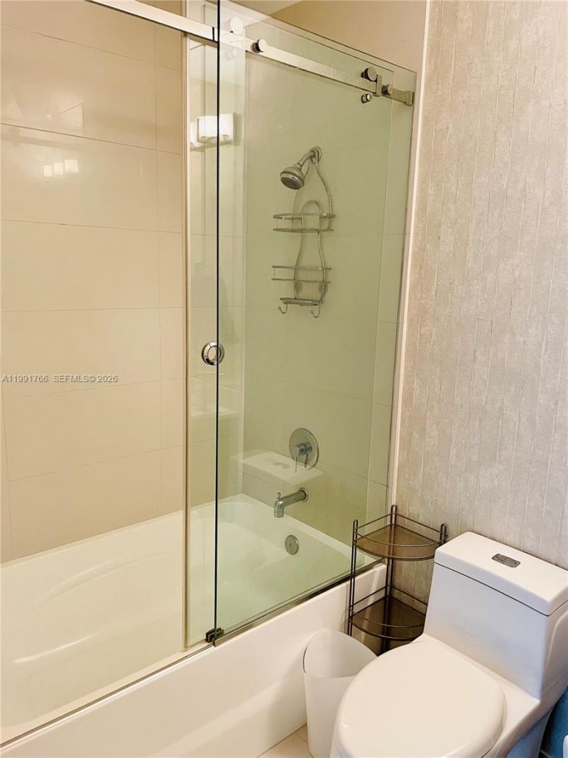 2020 N Bayshore Dr, Unit 3009, Miami, FL 33137 Photo