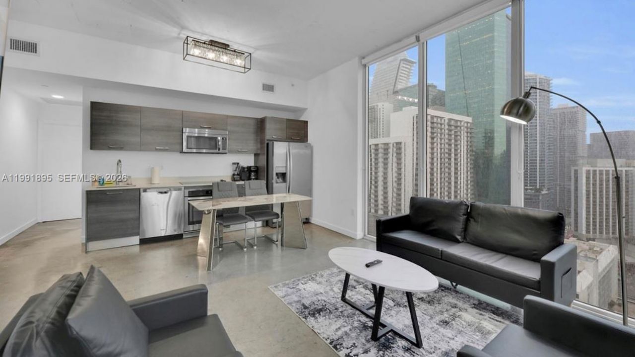 151 SE 1st St , Unit 2411, Miami, FL 33131 Photo
