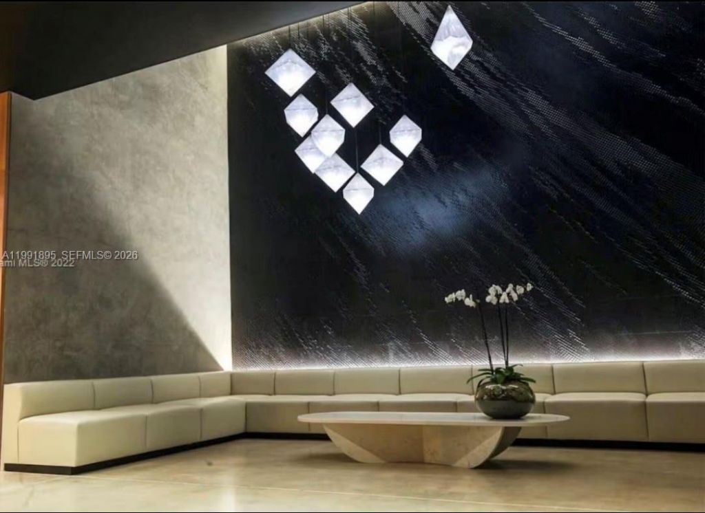 151 SE 1st St , Unit 2411, Miami, FL 33131 Photo