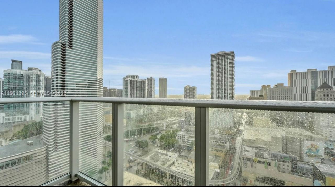 151 SE 1st St , Unit 2411, Miami, FL 33131 Photo