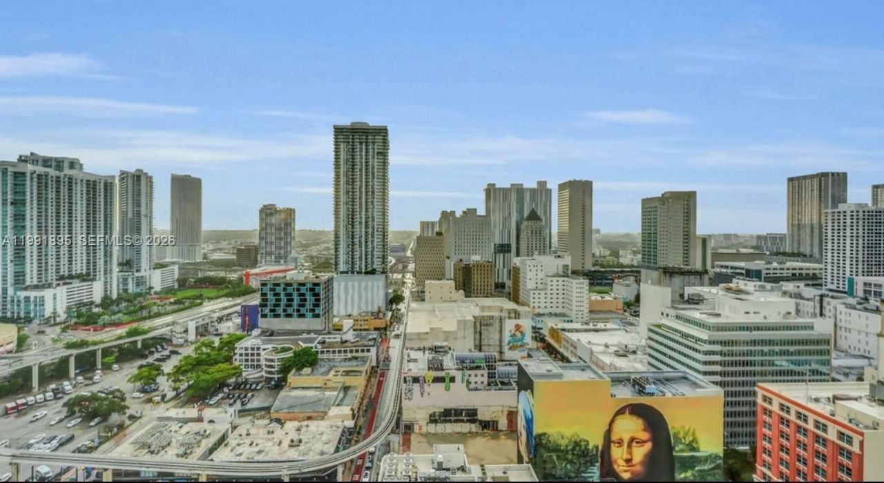 151 SE 1st St , Unit 2411, Miami, FL 33131 Photo