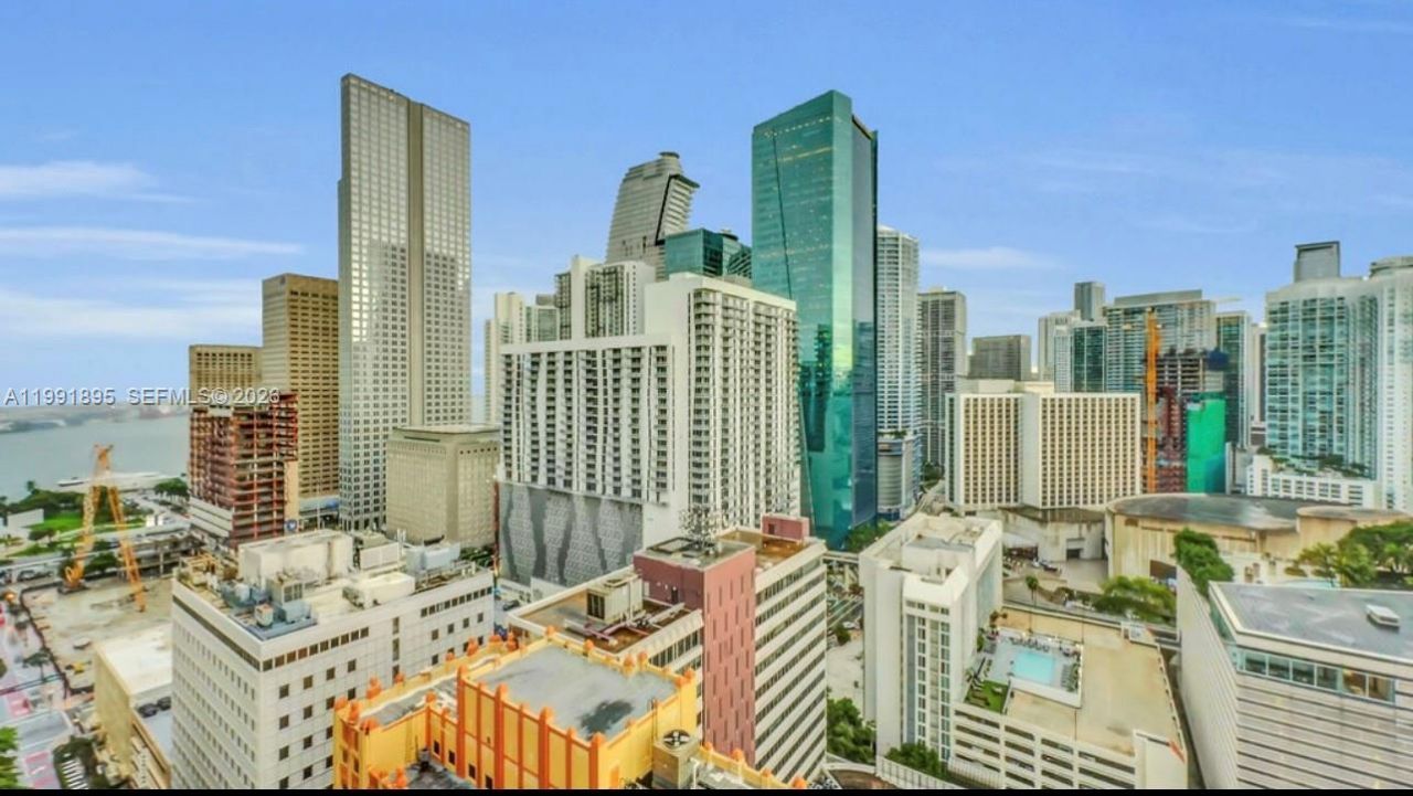151 SE 1st St , Unit 2411, Miami, FL 33131 Photo