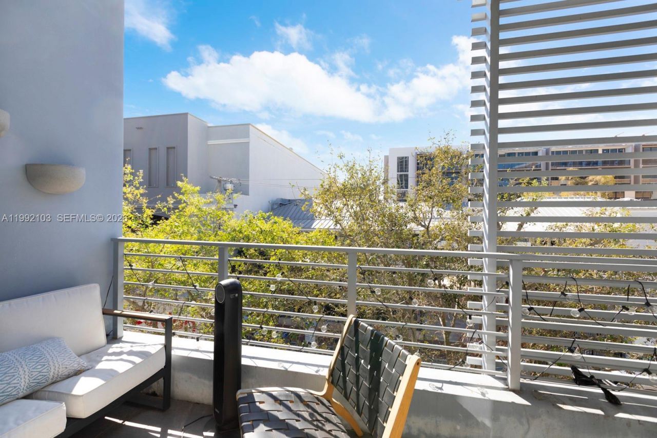 3339 Virginia St , Unit 311, Miami, FL 33133 Photo