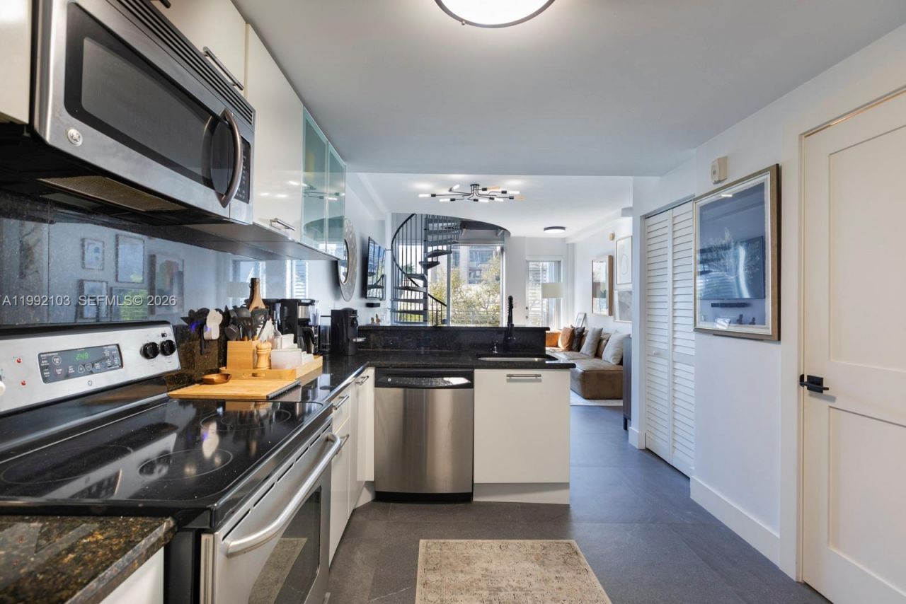 3339 Virginia St , Unit 311, Miami, FL 33133 Photo