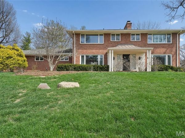 62 Briarcliff , St Louis, MO 63124