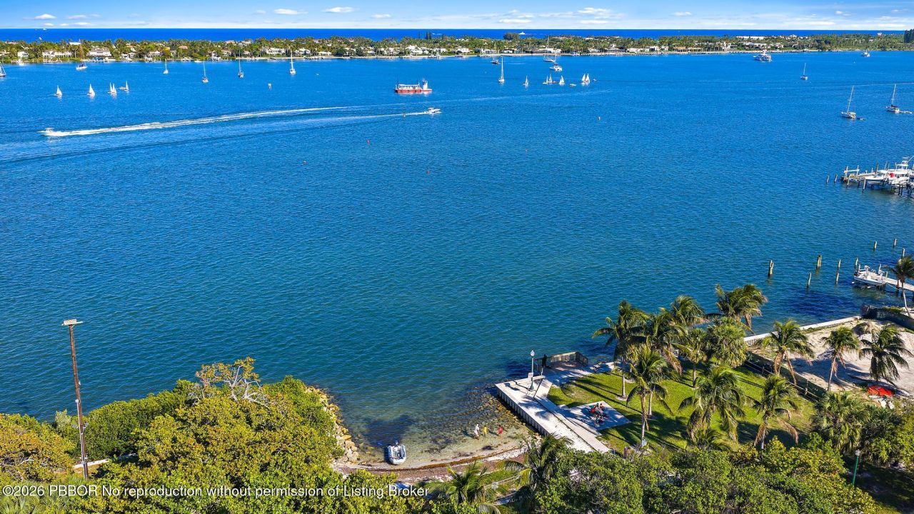 429 48th Street, West Palm Beach, FL 33407 Photo