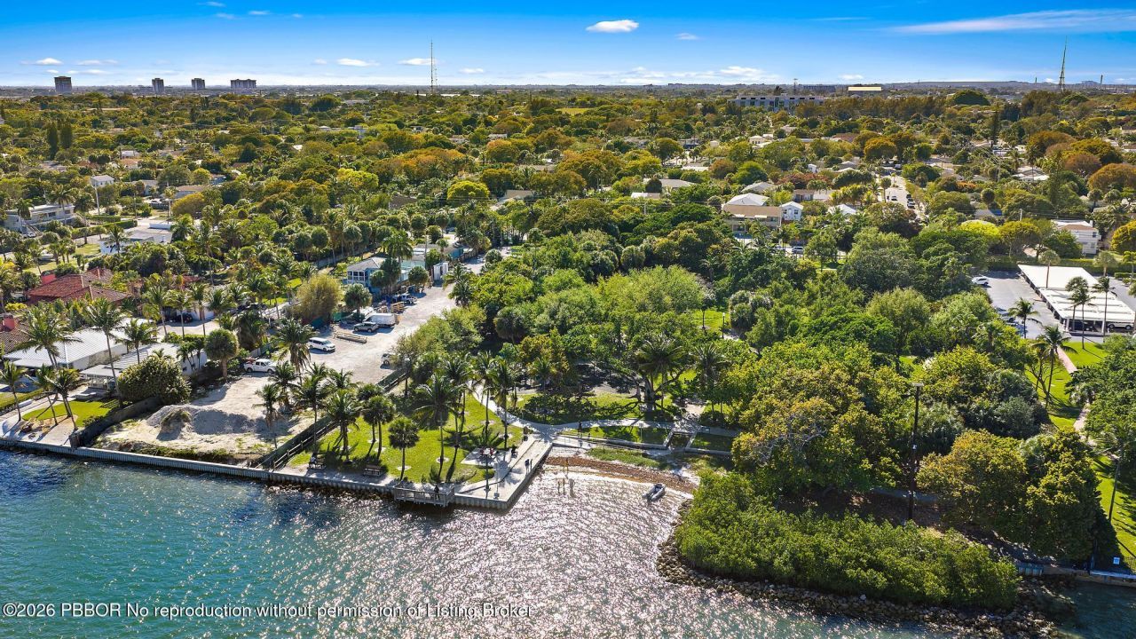 429 48th Street, West Palm Beach, FL 33407 Photo