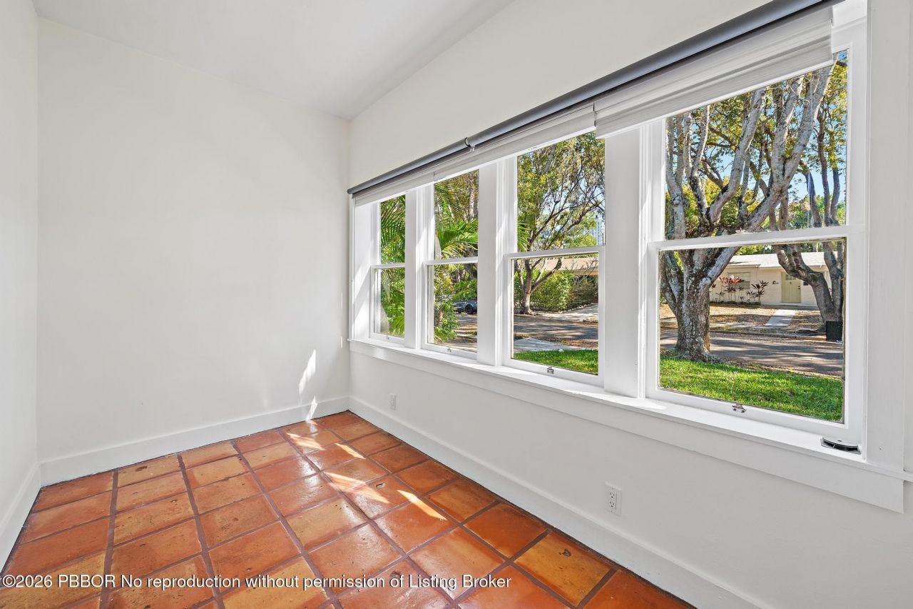 429 48th Street, West Palm Beach, FL 33407 Photo