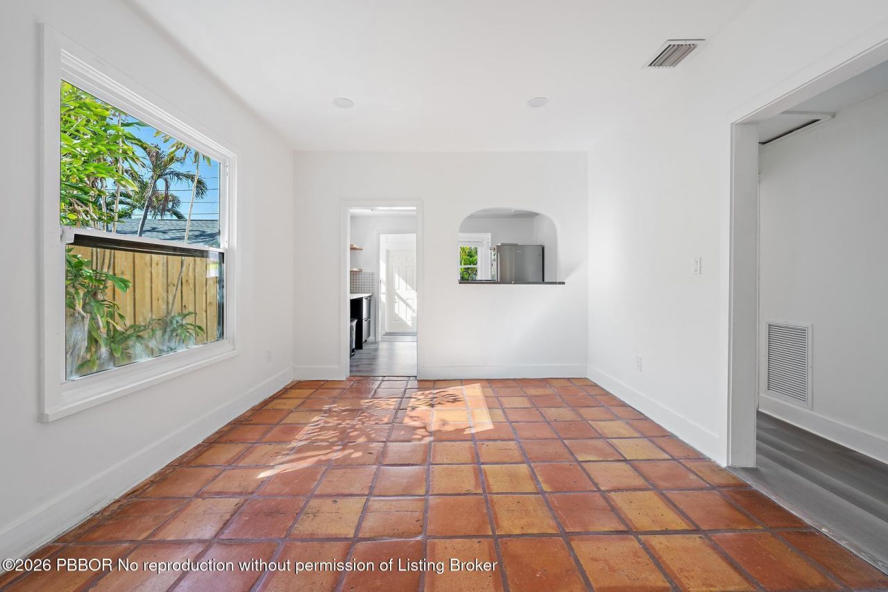 429 48th Street, West Palm Beach, FL 33407 Photo