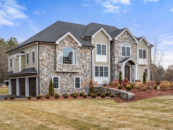 5 Osprey Ln, Unit 5, Nashua, NH 03062