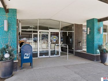 3000 Farnam Street, Unit 7i, Omaha, NE 68131