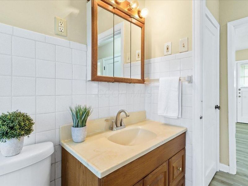 2593 Osceola Avenue, Columbus, OH 43211 Photo 11