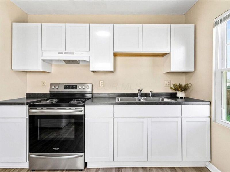 2593 Osceola Avenue, Columbus, OH 43211 Photo 14