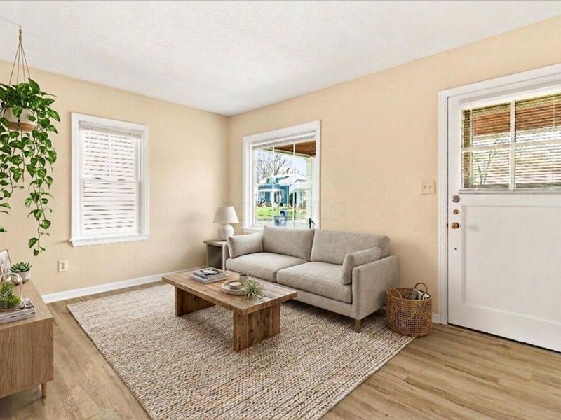 2593 Osceola Avenue, Columbus, OH 43211 Photo 5