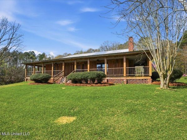 410 Carson Road, Carthage, MS 39051