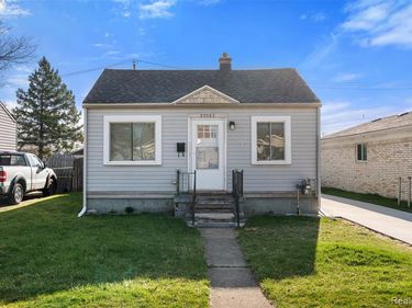 30752 Brush Street, Madison Heights, MI 48071