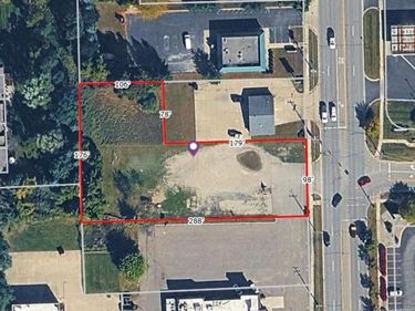 1301 N Leroy Street , Fenton, MI 48430