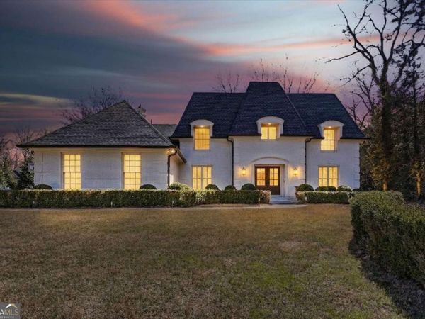 197 Club Drive, Gainesville, GA 30506