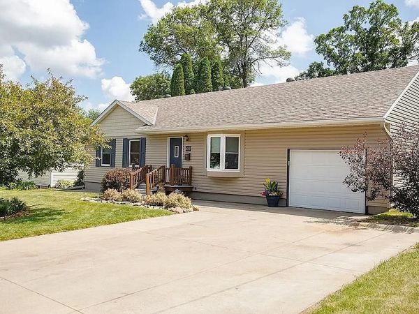 500 6th Street NE, Stewartville, MN 55976
