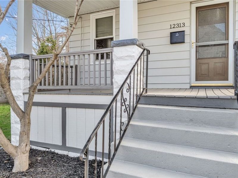 12313 Alexander Road , Cleveland, OH 44106 Photo 3