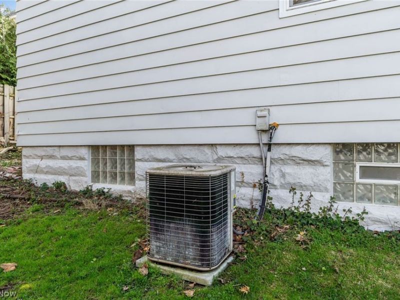 12313 Alexander Road , Cleveland, OH 44106 Photo 37