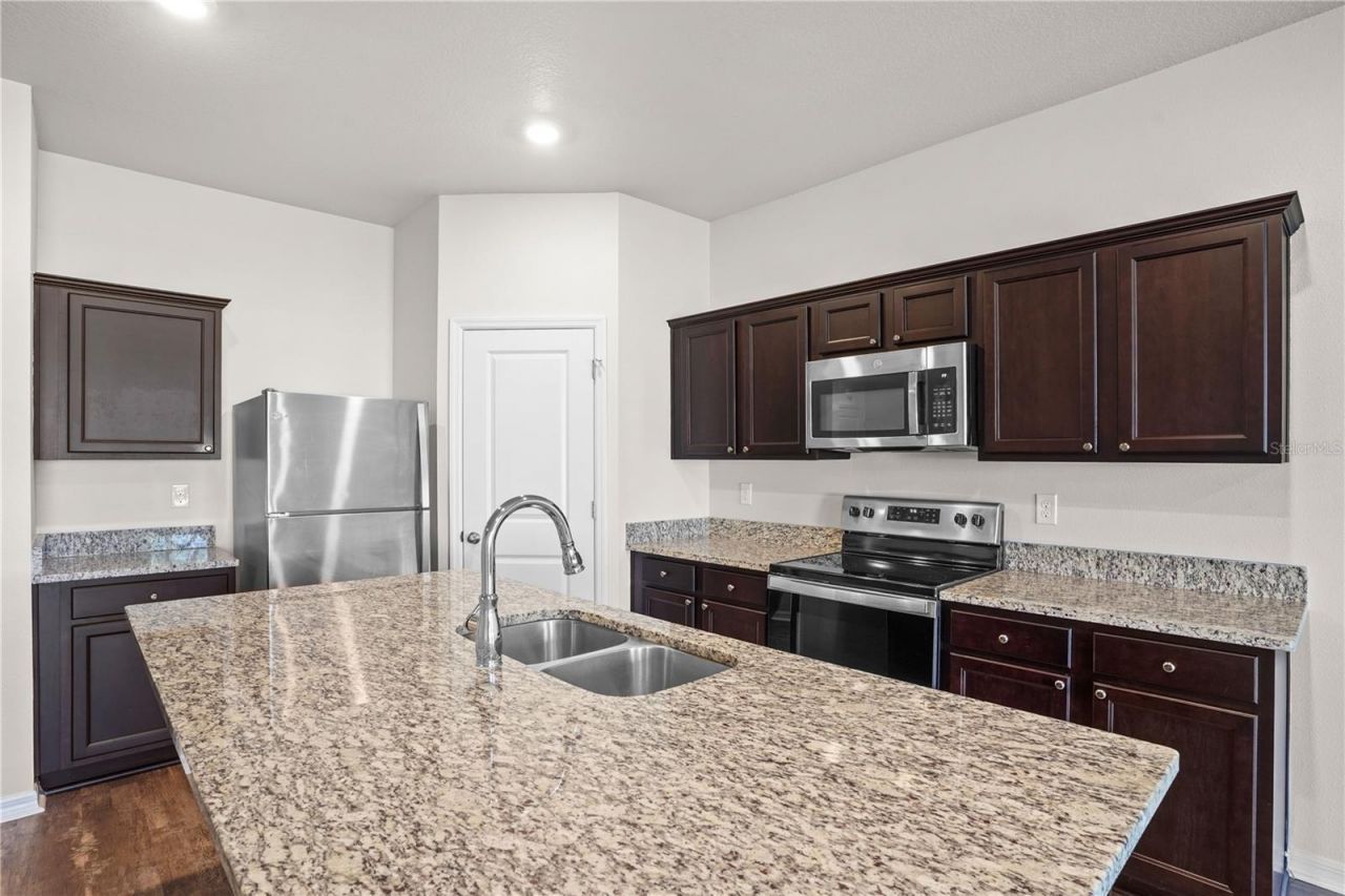 3022 Neverland Drive , New Smyrna Beach, FL 32168 Photo