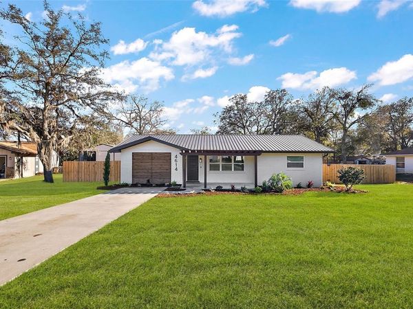 4614 EAGLES NEST ROAD , FRUITLAND PARK, FL 34731